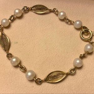 Pretty Antique 12K Gold Filled Bracelet with Pearl Accents, 7 1/2” long